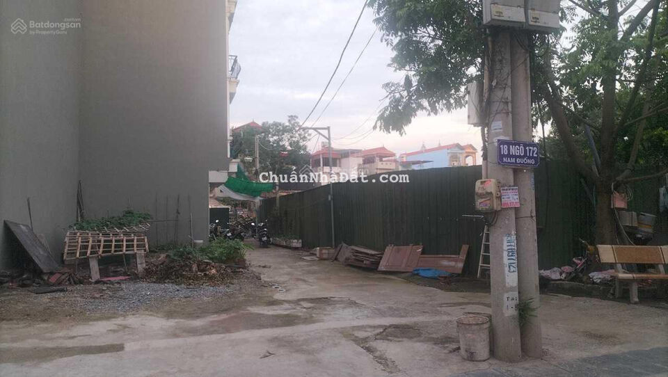 Bán gấp lô góc 45,8m2 ngõ 66 Thanh Am, Thượng Thanh, 7 chỗ vào nhà thoải mái