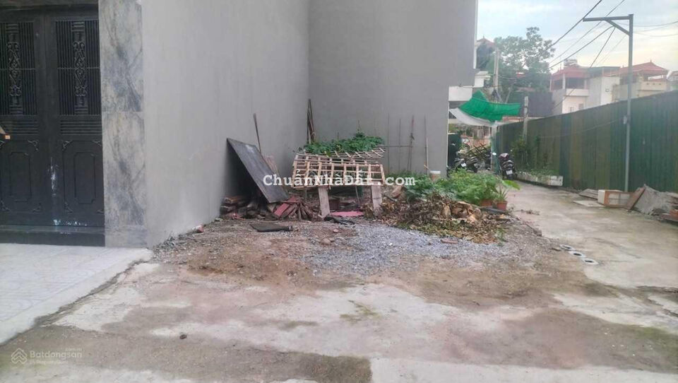 Bán gấp lô góc 45,8m2 ngõ 66 Thanh Am, Thượng Thanh, 7 chỗ vào nhà thoải mái