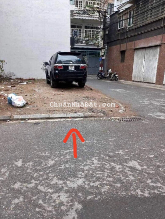 Bán đất Việt Hưng, 65m2 MT 5,5m 4,2 tỷ. Đất đẹp, lô góc, oto Audi đỗ cửa. Trước đất mở đường 25m