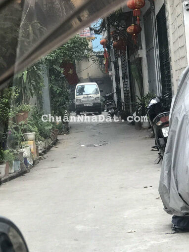 Chính chủ bán đất ngõ 67 Nguyễn Văn Cừ ô tô đỗ cửa 65m2 Chính chủ bán đất ngõ 67 Nguyễn Văn Cừ ô tô đỗ cửa 65m2