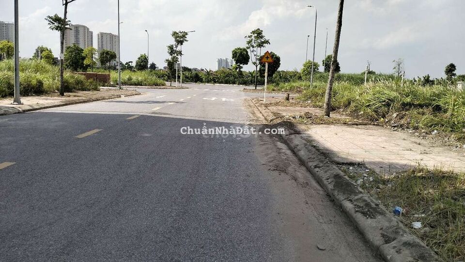 chính chủ nhờ bán 1 số lô đất đấu giá cự khối chính chủ nhờ bán 1 số lô đất đấu giá cự khối