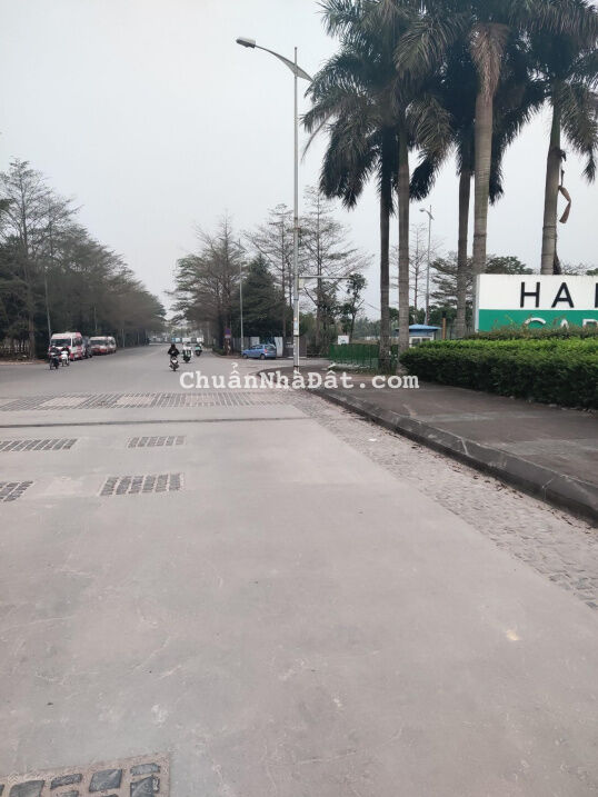 Cần bán 98.4m2 đất SĐCC Thạch Bàn, đường 9m, 2 ô tô tránh nhau, LH: 0902132489