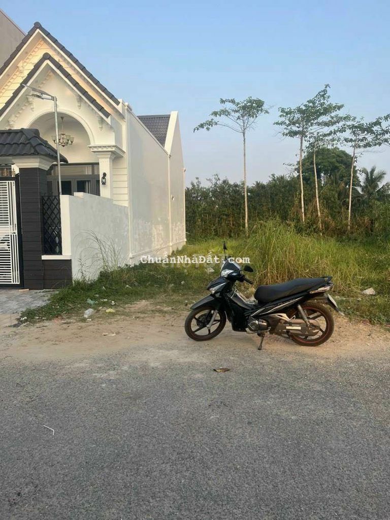 Bán 2 nền liền kề Khu Nhà ở Hoàng Hảo gần Trung tâm TP Vĩnh Long