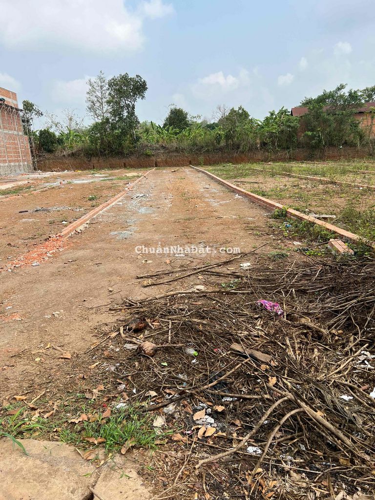 Bán đất Mặt tiền Kinh Doanh, dtich 10x50 TCSR tại Bàu Trâm,Long Khánh