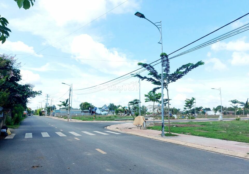 100m2 đất ngay sân bay long thành,đồng nai.chỉ 1ty3 sổ riêng