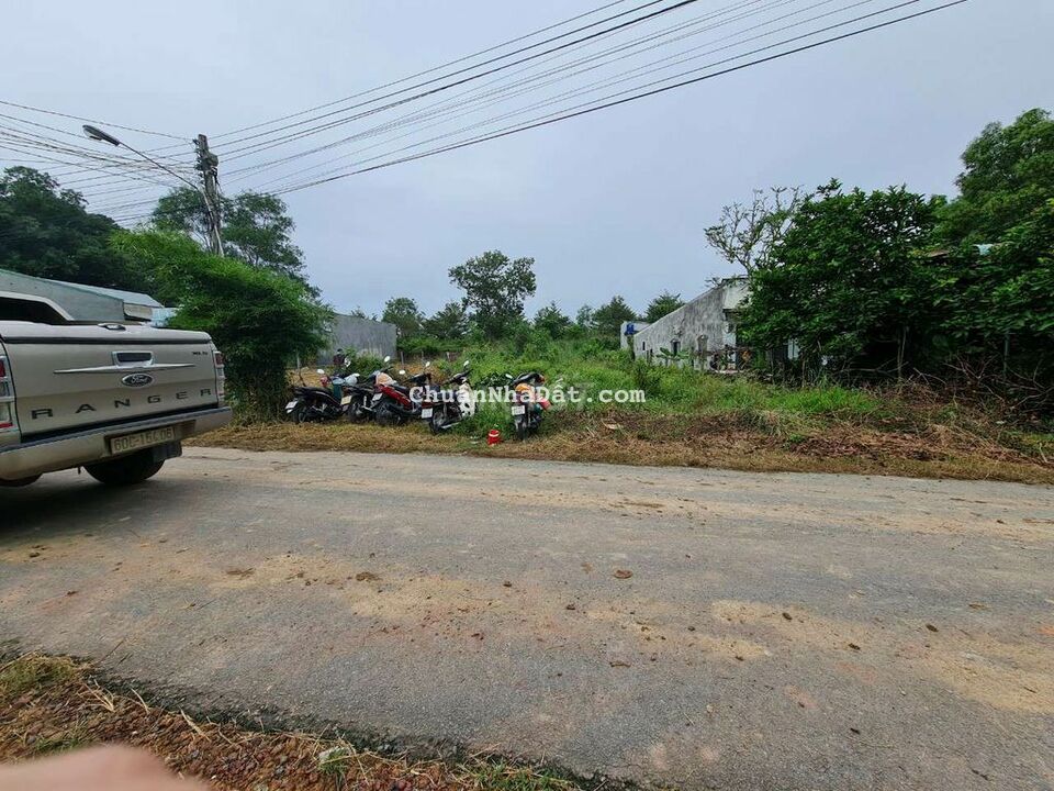 Đất mặt tiền đường nhựa Ngay KDC Thung Lũng Xanh Đất mặt tiền đường nhựa Ngay KDC Thung Lũng Xanh