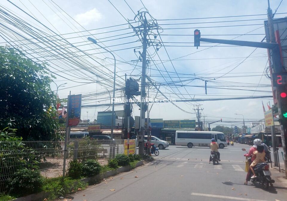 Nợ ngân hàng tôi bán 92m2 đất ngay chợ long phước,long thành,chỉ 1ty3