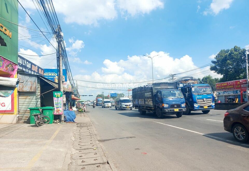 Chỉ 700tr sở hữu lô đất đẹp ngay sân bay long thành,sổ riêng . Chỉ 700tr sở hữu lô đất đẹp ngay sân bay long thành,sổ riêng .