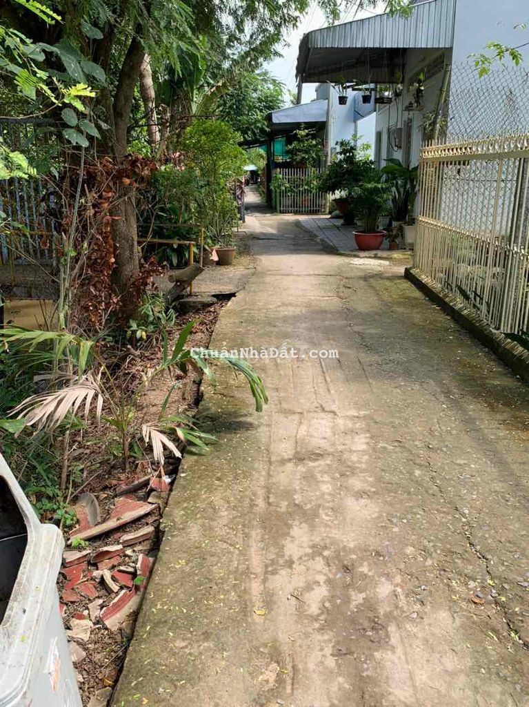 Bán nền gần chợ Cái Sắn