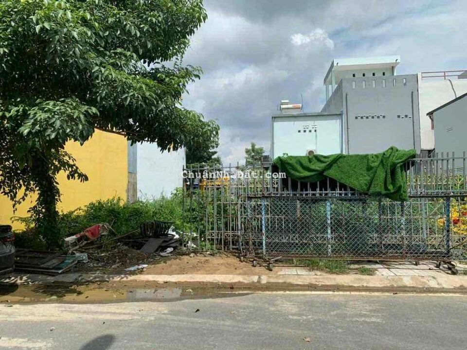 Bán nền đường số 2 kdc Nam Kinh - đối diện trường đại học