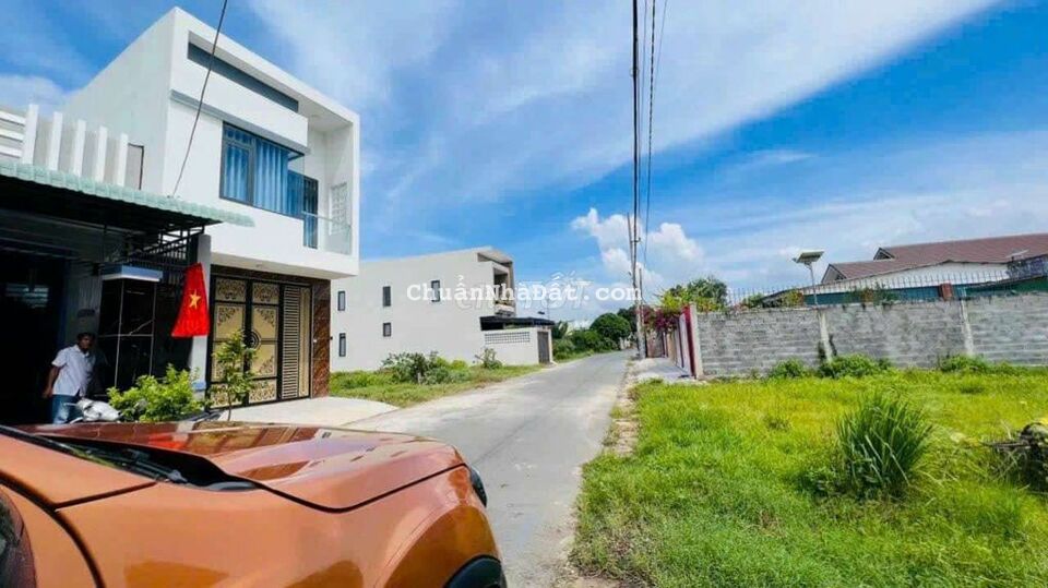 BÁN LÔ ĐẤT MẶT TIỀN NGUYỄN CÔNG TRỨ TT LONG ĐIỀN BRVT DT 273m2 60m2 tc BÁN LÔ ĐẤT MẶT TIỀN NGUYỄN CÔNG TRỨ TT LONG ĐIỀN BRVT DT 273m2 60m2 tc