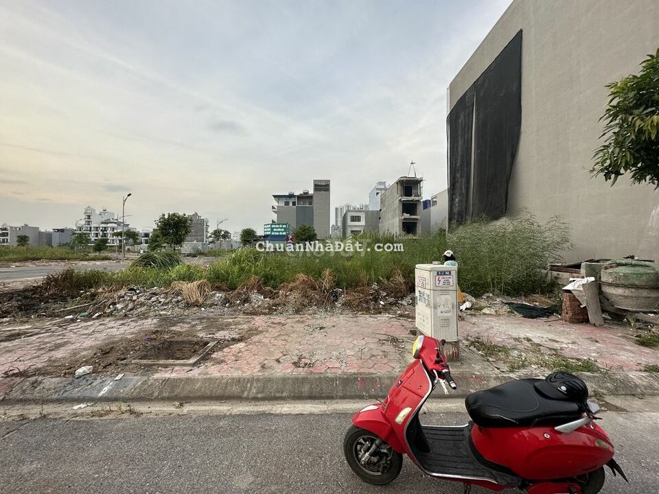 💥💥Bán 2 lô đất cạnh nhau tái định cư Hồ Sen. Mua cả hoặc lẻ đều được.