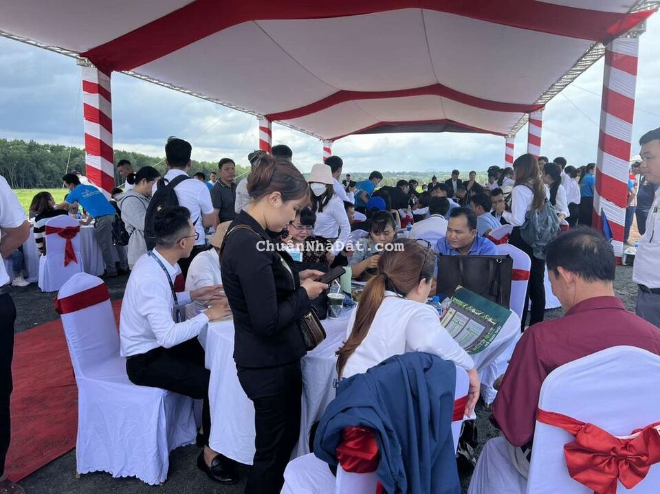 Bán 1000m2 đất view hồ nghĩ dưỡng tại Bình Phước Bán 1000m2 đất view hồ nghĩ dưỡng tại Bình Phước