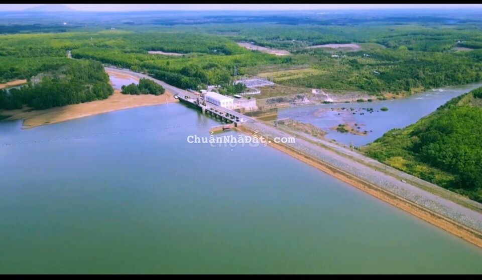 Bán 3000m2 đất view hồ tại Bình Phước