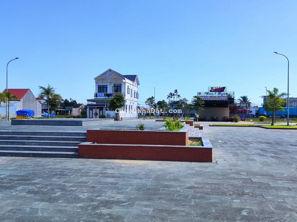 Bán nhanh lô đất  h.Nam đối diện sân Tenis An Phú