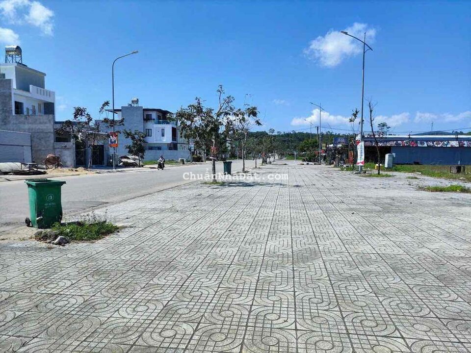 Bán lô đất MT Nguyễn Nghiêm, TT Mộ Đức, kết nối uỷ ban thị trấn 1,3xx Bán lô đất MT Nguyễn Nghiêm, TT Mộ Đức, kết nối uỷ ban thị trấn 1,3xx