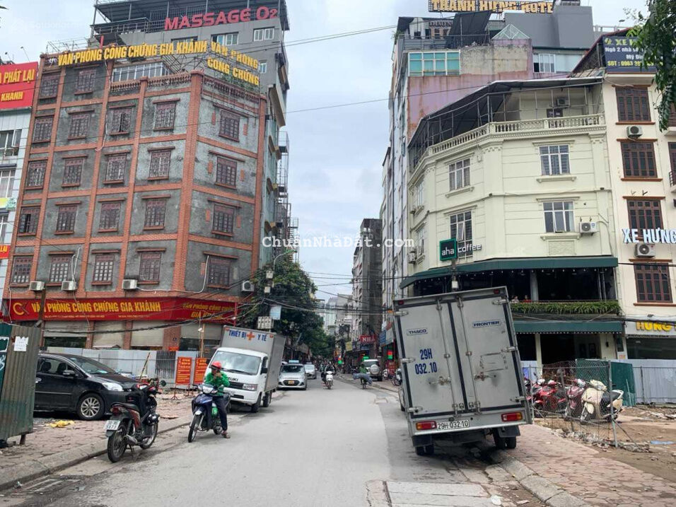 Chính chủ bán gấp 125m2 đất mặt đường Đình Thôn, mặt tiền 7m, kinh doanh sầm uất giá 18 tỷ