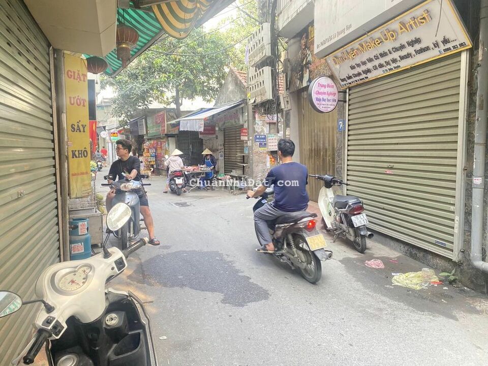 Đất hiếm rẻ nhất Phú Đô 40m2, Oto, Giá 3tỷ3 SĐCC Đất hiếm rẻ nhất Phú Đô 40m2, Oto, Giá 3tỷ3 SĐCC