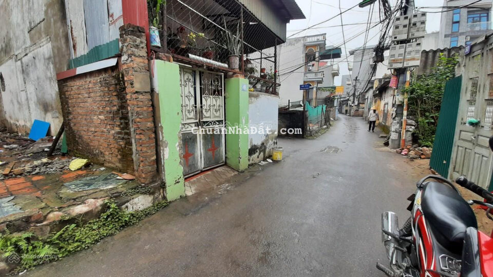 Bán 52m2 đất Xuân Phương, ngõ thông, ôtô đỗ cửa, MT rộng thoáng, gần đường chính, giá 3.68 tỷ - LH