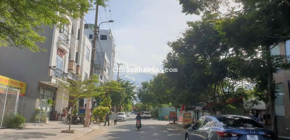 Bán MT 7M5 KHUÊ MỸ ĐÔNG gần bãi tắm 400m giá rẻ