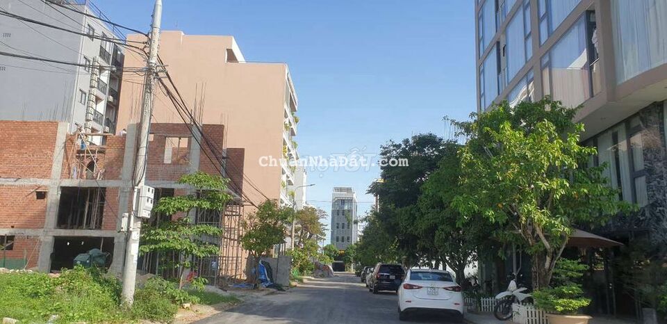 Bán MT 7M5 KHUÊ MỸ ĐÔNG gần bãi tắm 400m giá rẻ