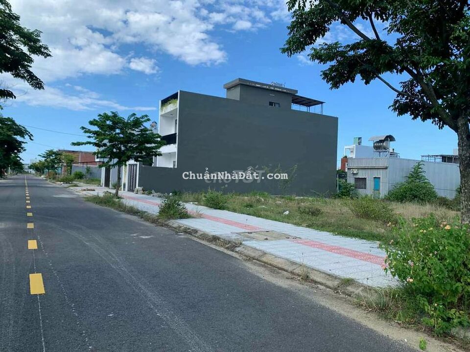 Bán gấp lô ống, cạnh ngay shophouse Minh Mạng đông nam 110m2 Bán gấp lô ống, cạnh ngay shophouse Minh Mạng đông nam 110m2