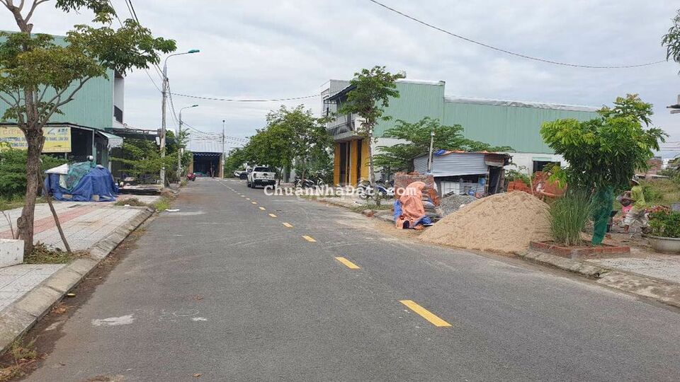 Nam Hòa Xuân lô b2 45 lô 53 gần Minh Mạng 1102m ko cống trụ