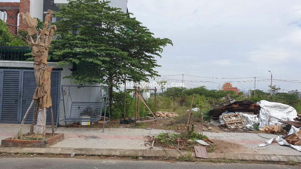 Nam Hòa Xuân lô b2 45 lô 53 gần Minh Mạng 1102m ko cống trụ