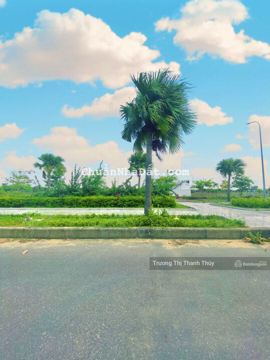 Cần bán B2.117 đối diện công viên phân khu V2-3 giá đầu tư chỉ 3,2xtỷ ngay cổng trường FPT-ảnh thật Cần bán B2.117 đối diện công viên phân khu V2-3 giá đầu tư chỉ 3,2xtỷ ngay cổng trường FPT-ảnh thật