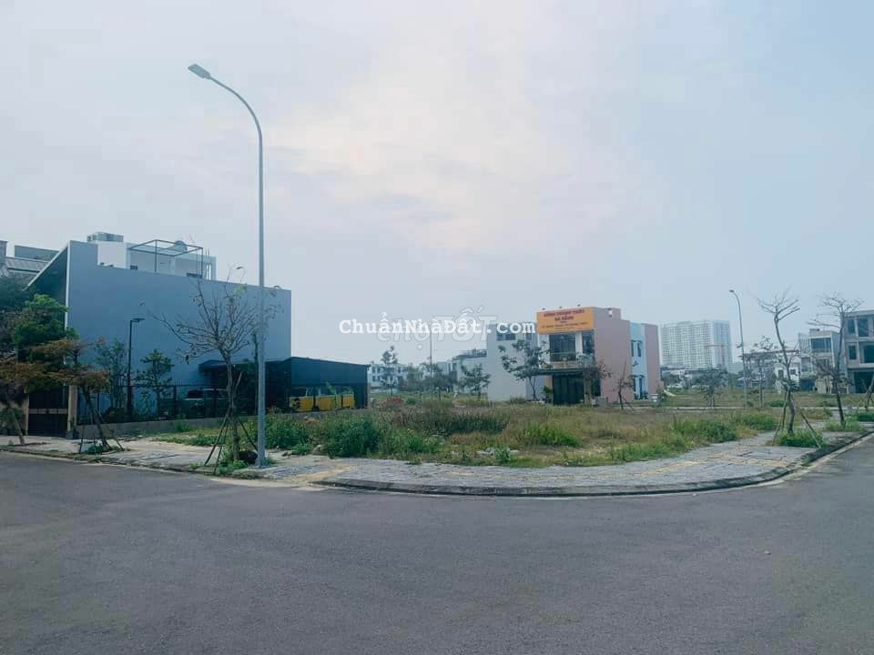 Lô góc hướng Nam nhìn kênh sinh thái, 2 trục đường thông 128m2- 4,2 tỷ