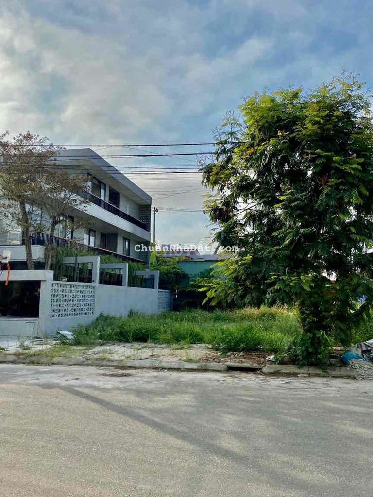 Bán lô Biệt Thự NƯỚC MẶN 1 hướng Đông Nam khu Nam