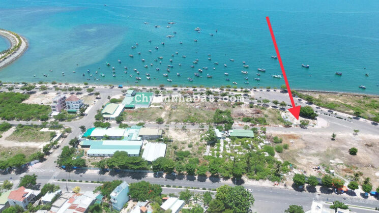 Bán đất lô góc đường Nguyễn Cơ Thạch KĐT mới Vĩnh Hoà Nha Trang, 1421,3m2 (ngang 72m) giá 125trđ/m2
