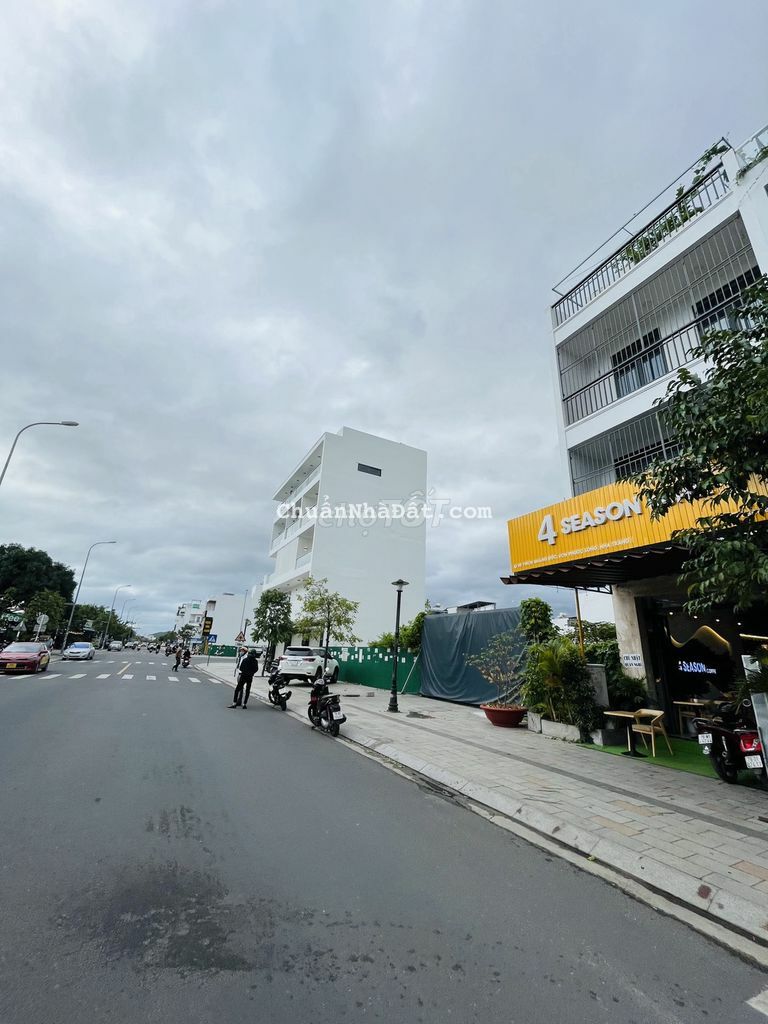 Bán cặp Vip đường Thích Quảng Đức Vcn Phước Long1