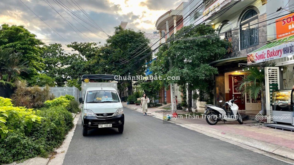 Bán đất đường Cao Văn Bé, Phường Vĩnh Phước, Nha Trang 52m2 (rộng 4m) giá 4,42 tỷ Bán đất đường Cao Văn Bé, Phường Vĩnh Phước, Nha Trang 52m2 (rộng 4m) giá 4,42 tỷ