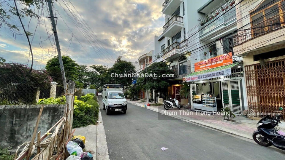 Bán đất đường Cao Văn Bé, Phường Vĩnh Phước, Nha Trang 52m2 (rộng 4m) giá 4,42 tỷ Bán đất đường Cao Văn Bé, Phường Vĩnh Phước, Nha Trang 52m2 (rộng 4m) giá 4,42 tỷ