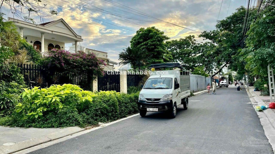 Bán đất đường Cao Văn Bé, Vĩnh Phước, Nha Trang. DT 620m2 sát biển - Giá: 50 tỷ (~80,6tr/m2) Bán đất đường Cao Văn Bé, Vĩnh Phước, Nha Trang. DT 620m2 sát biển - Giá: 50 tỷ (~80,6tr/m2)