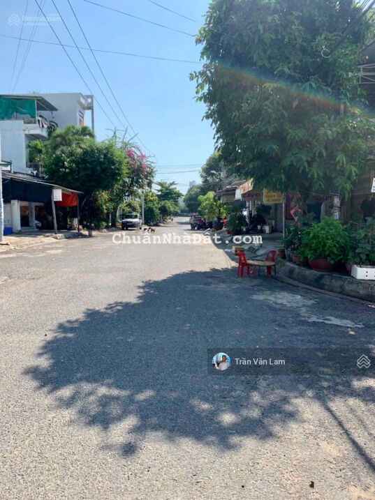 BÁN LÔ GÓC MẶT TIỀN ĐƯỜNG NGUYỄN CHÍCH (20M) - CÁCH BIỂN 600M GIÁ CHỈ 3.5 TỶ.