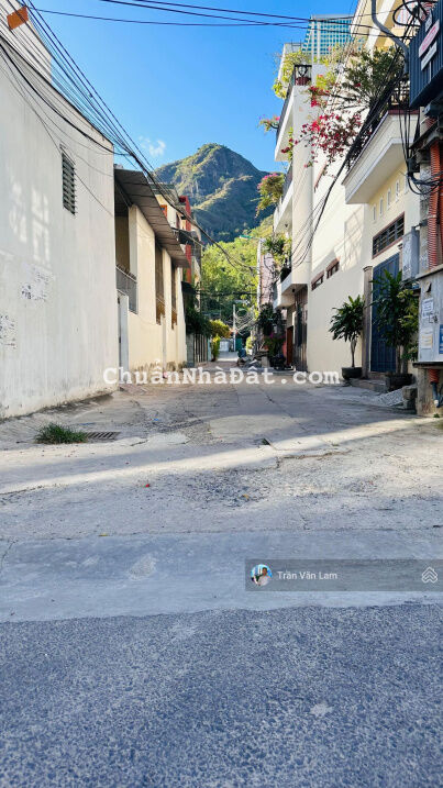 Lô đất ngang 7m sát đường Dương Hiến Quyền - cách biển 120m giá chỉ 3,85 tỷ