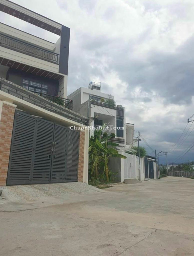 Bán Lô đất Phú Thạnh - Vĩnh Thạnh- Nha Trang , đường Ô tô 7m :1 tỉ 450 Bán Lô đất Phú Thạnh - Vĩnh Thạnh- Nha Trang , đường Ô tô 7m :1 tỉ 450