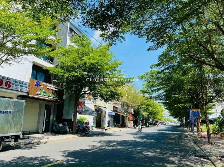 Bán đất đường Số 4 (Thích Quảng Đức), có sẵn HĐ thuê, có sổ Bán đất đường Số 4 (Thích Quảng Đức), có sẵn HĐ thuê, có sổ