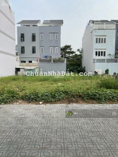 Còn lô đất gần KDC Phú Xuân - Nhà Bè cần bán. Đất thổ cư, có sổ giá 735 triệu, bao sổ, đông dân Còn lô đất gần KDC Phú Xuân - Nhà Bè cần bán. Đất thổ cư, có sổ giá 735 triệu, bao sổ, đông dân