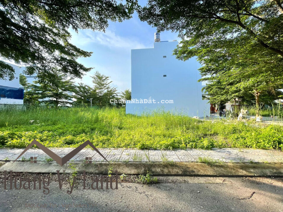 Đất 9,9x15,9m đường 8m KDC 2566 Huỳnh Tấn Phát - đất cách đường HTP đúng 40m xây dựng do vị trí đẹp