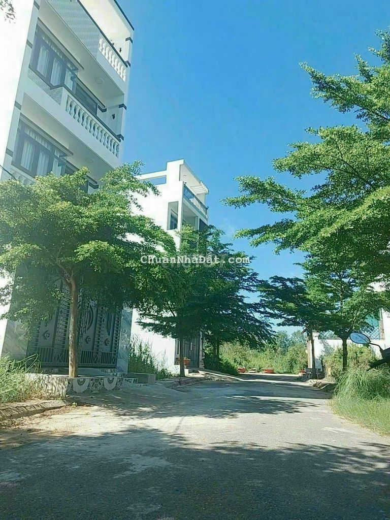 BÁN ĐẤT 7X11 KDC ĐƯỜNG LÊ VĂN LƯƠNG, NHÀ BÈ.