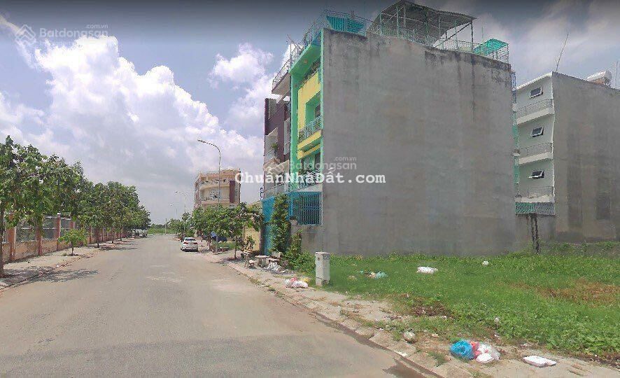 Bán đất nền mặt tiền đường Dương Thị Năm cách trung tâm hành chính Nhà Bè 500m. Giá: 870tr/89m2.