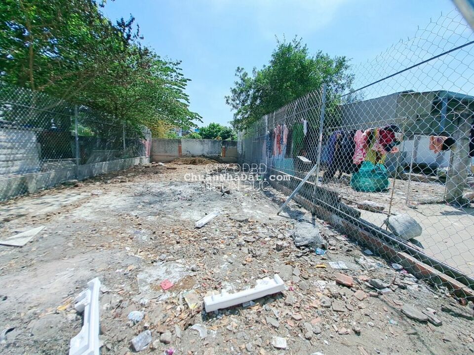 ĐẤT NGANG 6.5M KẾ CÔNG AN XÃ, KHU VỰC AN NINH, YÊN TĨNH