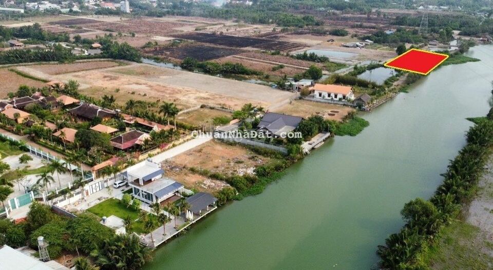 Cần bán siêu phẩm mặt sông Ông Kèo tại xã Phú Đông Cần bán siêu phẩm mặt sông Ông Kèo tại xã Phú Đông