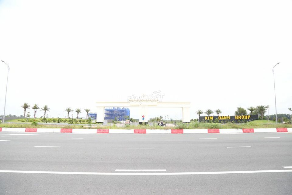 QUÁ GẤP cần bán lô đất Mega city 2 giá 900tr 105m2