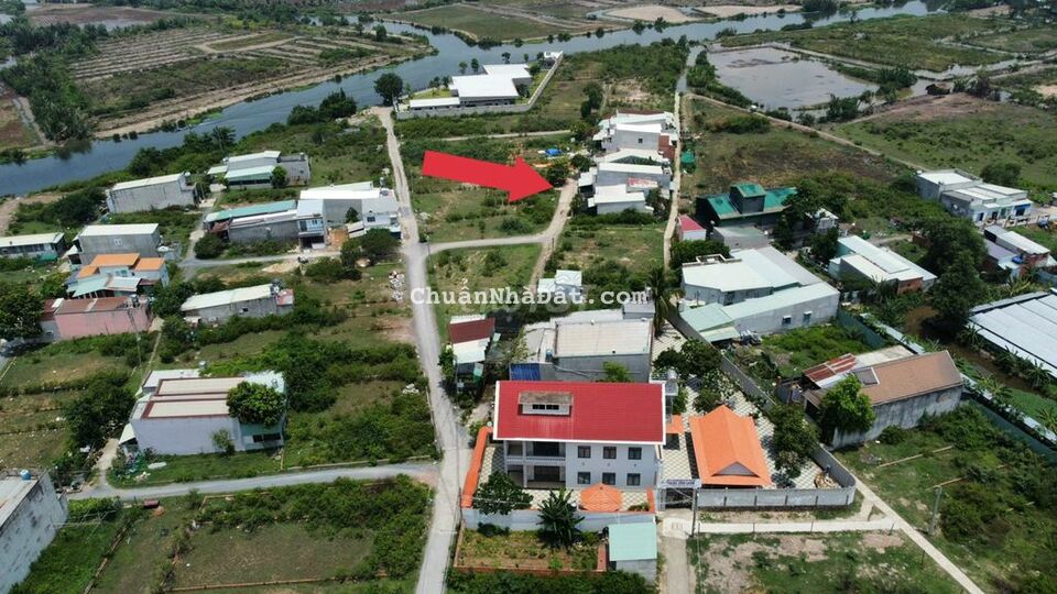 Cắt lỗ 400tr cho lô đất một xẹc HÙng Vương hẻm betong tại xã Phú Đông Cắt lỗ 400tr cho lô đất một xẹc HÙng Vương hẻm betong tại xã Phú Đông