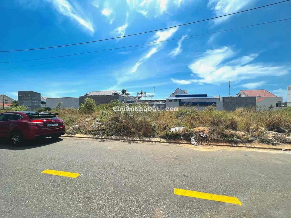 Bán nền Biệt thự Nguyễn Gia Tú, Phan Thiết, Bình Thuận giá 10.7 tỷ