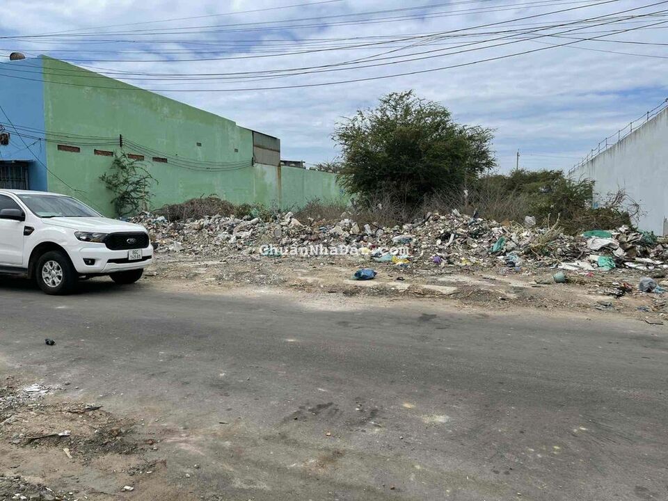 CẦN BÁN 783m2 ĐẤT TMDV HÀN THUYÊN GẦN SÁT BIỂN TP PHAN THIẾT GIÁ RẺ CẦN BÁN 783m2 ĐẤT TMDV HÀN THUYÊN GẦN SÁT BIỂN TP PHAN THIẾT GIÁ RẺ